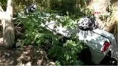 MERSİN Gezintiye çıkan kuzenlerin otomobili uçuruma yuvarlandı: 5 yaralı MERSİN Gezintiye çıkan kuzenlerin otomobili uçuruma yuvarlandı: 5 yaralı