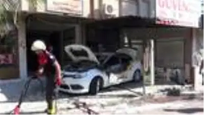 MUĞLA Park halindeki otomobil alev aldı MUĞLA Park halindeki otomobil alev aldı