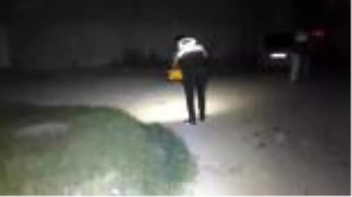 Silahlı kavgada 1'i ağır 2 kişi yaralandı