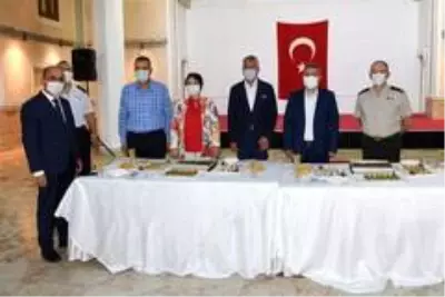 Vali Elban resmi bayramlaşma törenine ev sahipliğini yaptı Vali Elban resmi bayramlaşma törenine ev sahipliğini yaptı