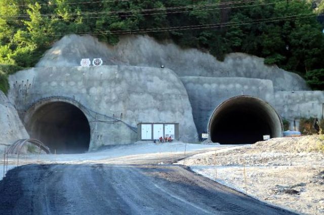 Yapımında sona gelinen Mithatpaşa Tünelleri ile Zonguldak'ın 45 yıllık hayali gerçek oluyor
