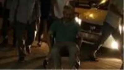 Adıyaman'da hafif ticari araç ile otomobil çarpıştı: 8 yaralı Adıyaman'da hafif ticari araç ile otomobil çarpıştı: 8 yaralı