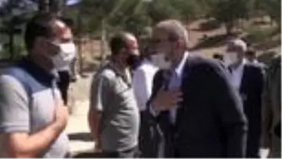 AK Parti Genel Başkan Yardımcısı Ünal'dan şehit ailesine ziyaret AK Parti Genel Başkan Yardımcısı Ünal'dan şehit ailesine ziyaret