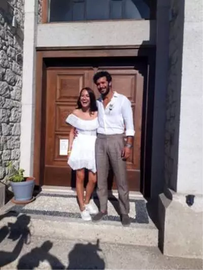 Gupse Özay'dan hamilelik iddialarına yanıt Gupse Özay'dan hamilelik iddialarına yanıt