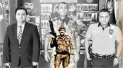 Kahraman müdürün yetim kalan 3 çocuğu da babasının izinden gitti Kahraman müdürün yetim kalan 3 çocuğu da babasının izinden gitti