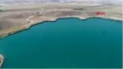 KONYA Acıgöl'ün suları 6- 7 metre çekildi KONYA Acıgöl'ün suları 6- 7 metre çekildi