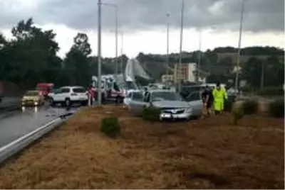 Samsun'da kavşakta kaza: 10 yaralı Samsun'da kavşakta kaza: 10 yaralı
