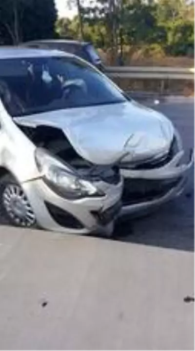 Silivri'de zincirleme trafik kazası: 18 yaralı Silivri'de zincirleme trafik kazası: 18 yaralı