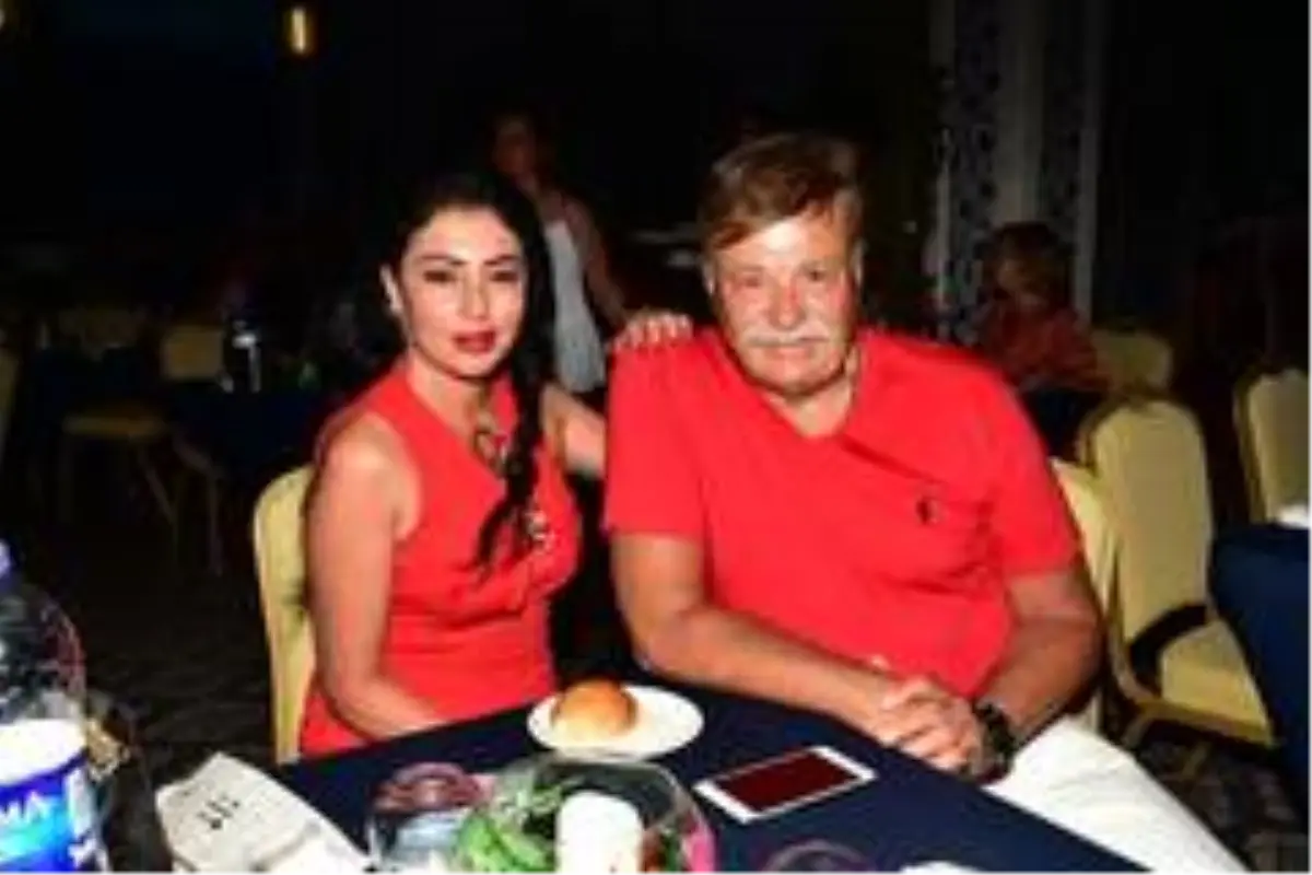 Süperstar Ajda Pekkan üç saat sahnede kaldı