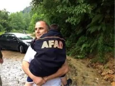 Trabzon'un Sürmene ilçesinde şiddetli yağış Trabzon'un Sürmene ilçesinde şiddetli yağış