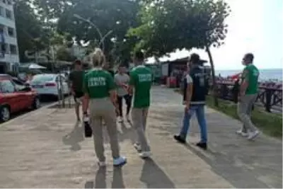 Yerli turist akınına uğrayan Akçakoca'da ilçe Emniyeti kontrollerini sıkılaştırdı Yerli turist akınına uğrayan Akçakoca'da ilçe Emniyeti kontrollerini sıkılaştırdı