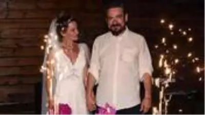 Yıldız Asyalı'nın mutluluğu 30 gün sürdü! Düğün yaptığı sevgilisinden 'Şiddet gördüm' diyerek ayrıldı Yıldız Asyalı'nın mutluluğu 30 gün sürdü! Düğün yaptığı sevgilisinden 'Şiddet gördüm' diyerek ayrıldı