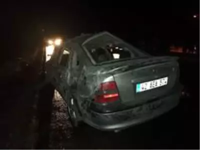 Afyonkarahisar'da kaza: 1 ölü, 5 yaralı Afyonkarahisar'da kaza: 1 ölü, 5 yaralı