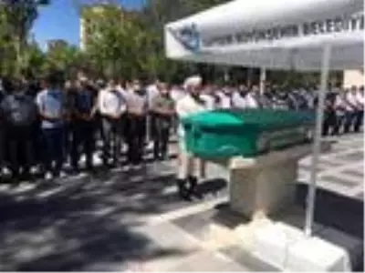 Barajda boğulan üniversiteli Harun son yolculuğuna uğurlandı Barajda boğulan üniversiteli Harun son yolculuğuna uğurlandı