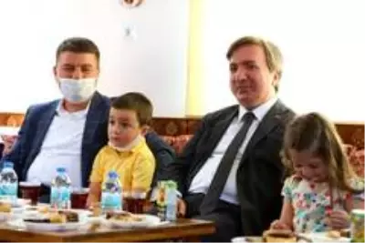 Çocuk evleri koordinasyon merkezinde bayram sevinci Çocuk evleri koordinasyon merkezinde bayram sevinci