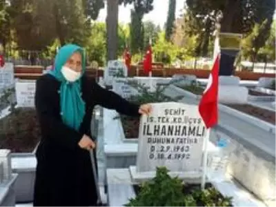 Garnizon Komutanı Üstün'den şehit ailelerine mektup Garnizon Komutanı Üstün'den şehit ailelerine mektup