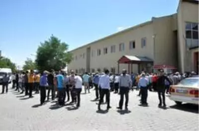 6 ocağa ateş düştü! Kahreden kazada hayatını kaybedenlerin isimleri belli oldu 6 ocağa ateş düştü! Kahreden kazada hayatını kaybedenlerin isimleri belli oldu