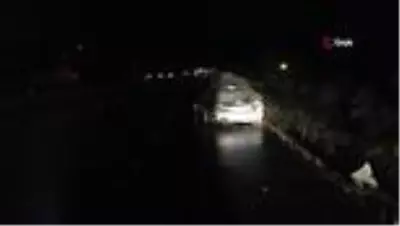 Hurdaya dönen otomobil 27 yaşındaki iki gence mezar oldu Hurdaya dönen otomobil 27 yaşındaki iki gence mezar oldu