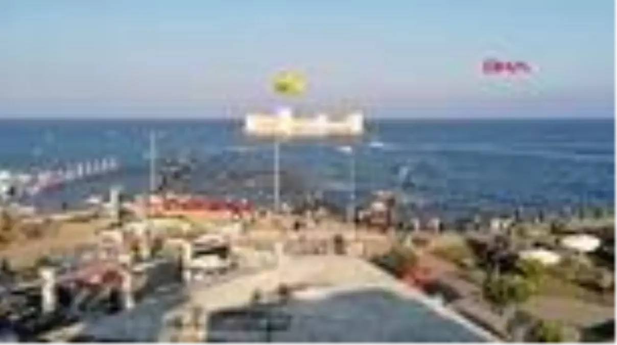 Kızkalesi'nde trafik yoğunluğu