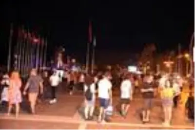 Marmaris'te tatilcilerin dönüş yolculuğu başladı Marmaris'te tatilcilerin dönüş yolculuğu başladı