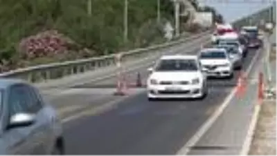 Muğla'da 5 kilometrelik araç kuyruğu Muğla'da 5 kilometrelik araç kuyruğu