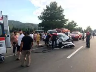 Muğla'da trafik kazası: 4 yaralı Muğla'da trafik kazası: 4 yaralı