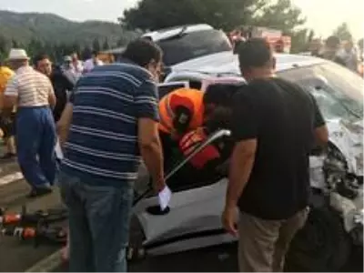 Muğla'da trafik kazası: 4 yaralı Muğla'da trafik kazası: 4 yaralı