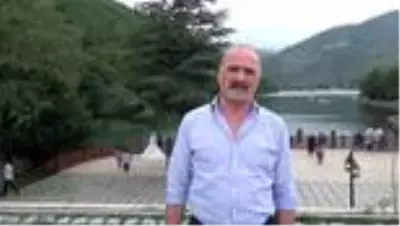 Restoran çalışanlarından kadına şiddete tişörtlü tepki Restoran çalışanlarından kadına şiddete tişörtlü tepki