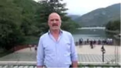 Restoran çalışanlarından kadına şiddete tişörtlü tepki Restoran çalışanlarından kadına şiddete tişörtlü tepki