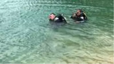 Serinlemek için gölete giren 2 genç boğuldu Serinlemek için gölete giren 2 genç boğuldu