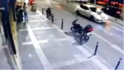 Sosyal medyada video paylaşmak için canlarını hiçe saydılar Sosyal medyada video paylaşmak için canlarını hiçe saydılar