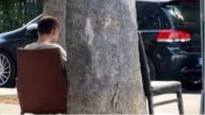 Taksim'de korsan otoparkçı gözaltına alındı Taksim'de korsan otoparkçı gözaltına alındı