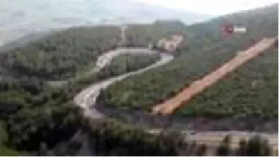 Tatilcilerin dönüş çilesi...Binlerce araç, kilometrelerce kuyruk oluşturdu Tatilcilerin dönüş çilesi...Binlerce araç, kilometrelerce kuyruk oluşturdu