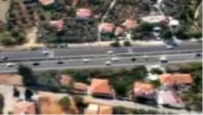 Tatilcilerin dönüş çilesi...Binlerce araç, kilometrelerce kuyruk oluşturdu Tatilcilerin dönüş çilesi...Binlerce araç, kilometrelerce kuyruk oluşturdu