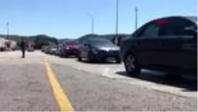 Topçular Feribot İskelesi'nde dönüş yoğunluğu Topçular Feribot İskelesi'nde dönüş yoğunluğu