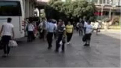 15 TEMMUZ DEMOKRASİ OTOGARI'NDA BAYRAM DÖNÜŞÜ HAREKETLİLİĞİ 15 TEMMUZ DEMOKRASİ OTOGARI'NDA BAYRAM DÖNÜŞÜ HAREKETLİLİĞİ