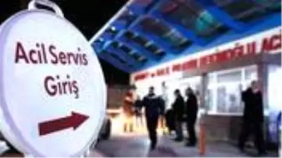 Ambulansa alınmayan genç adam acil servisi birbirine kattı, Ambulansa alınmayan genç adam acil servisi birbirine kattı,