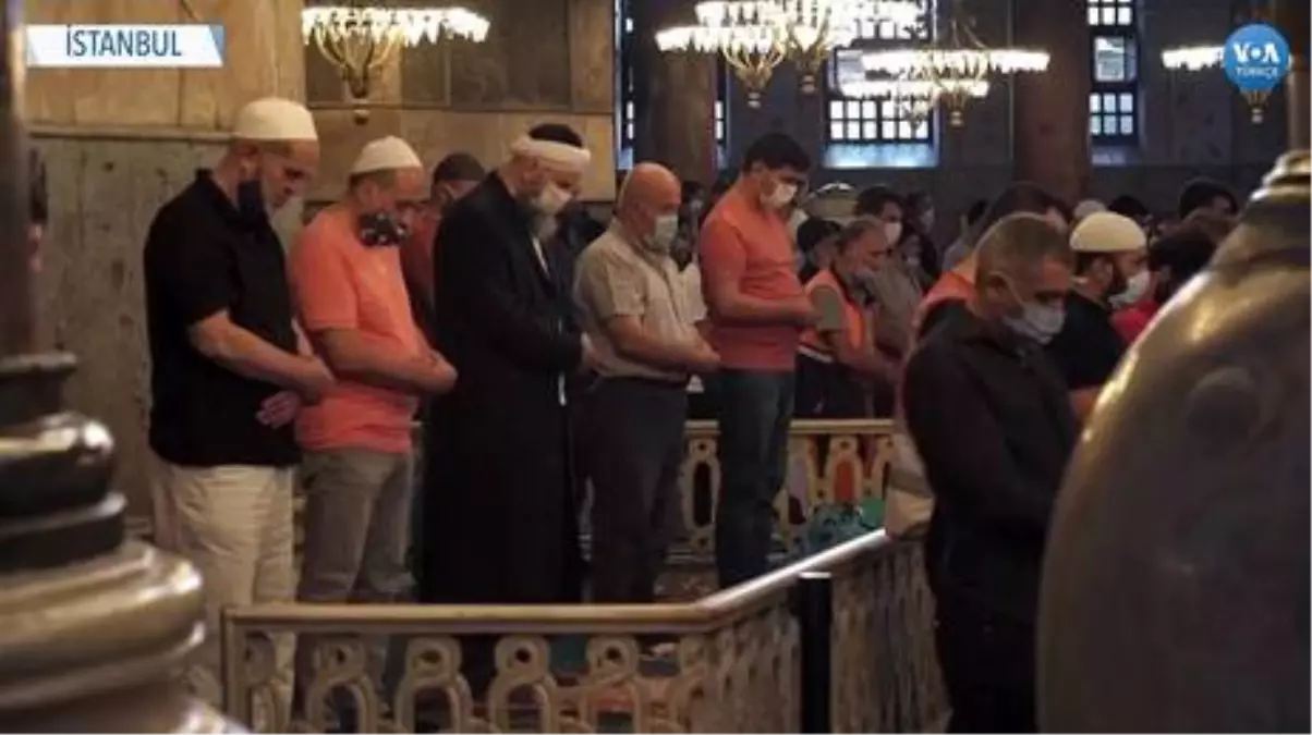 Ayasofya'daki Bayram Namazına Yoğun İlgi