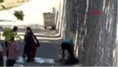 BALIKESİR 27 yaşındaki Yonca, boşanma aşamasındaki eşi tarafından öldürüldü BALIKESİR 27 yaşındaki Yonca, boşanma aşamasındaki eşi tarafından öldürüldü