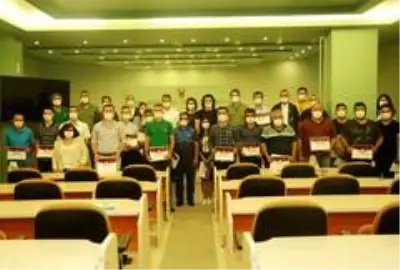Başkan Cemil Deveci'den pandemi emekçilerine teşekkür belgesi Başkan Cemil Deveci'den pandemi emekçilerine teşekkür belgesi