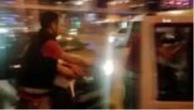 Bayram günü torbacılara şok operasyon: 3 gözaltı Bayram günü torbacılara şok operasyon: 3 gözaltı