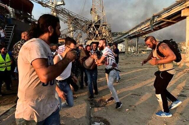 Beyrut'taki patlamanın arkasında İsrail mi var? Açıklamalare peş peşe geldi Beyrut'taki patlamanın arkasında İsrail mi var? Açıklamalare peş peşe geldi