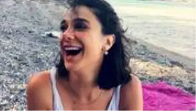 Pınar Gültekin'in kendisine şantaj yaptığını söyleyen katil, polisin 'Mesajlar nerede' sorusuna cevap veremedi Pınar Gültekin'in kendisine şantaj yaptığını söyleyen katil, polisin 'Mesajlar nerede' sorusuna cevap veremedi