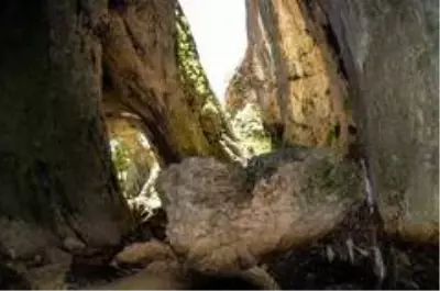 Bu mağaraya Eskişehir'den giren Bolu'dan çıkıyor Bu mağaraya Eskişehir'den giren Bolu'dan çıkıyor
