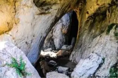 Bu mağaraya Eskişehir'den giren Bolu'dan çıkıyor Bu mağaraya Eskişehir'den giren Bolu'dan çıkıyor