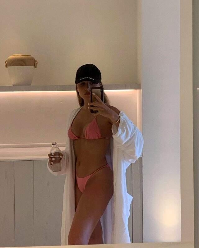 Duygu Özaslan, yeni sevgilisiyle fotoğraf paylaşmadan duramıyor