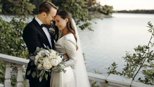 Finlandiya Babakan Sanna Marin, futbolcu Markus Raikkonen'le evlendi