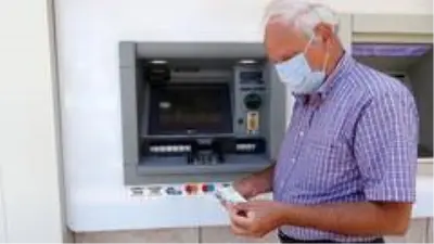 Havale ücreti kurnazlığı! Tüketici derneği başkanı bankaların foyasını ortaya çıkardı Havale ücreti kurnazlığı! Tüketici derneği başkanı bankaların foyasını ortaya çıkardı