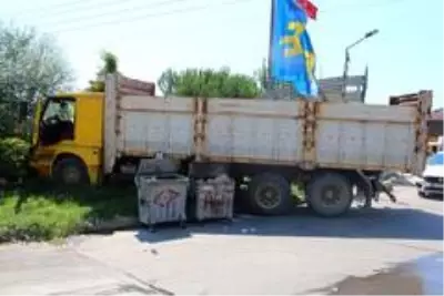 Son dakika haberi! Kendi kullandığı kamyonun altında kalan genç hayatını kaybetti Son dakika haberi! Kendi kullandığı kamyonun altında kalan genç hayatını kaybetti