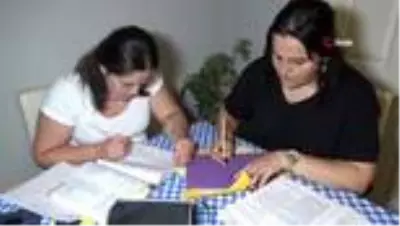 Kızına moral olsun diye sınava girdi, Üniversite sınavını kazandı Kızına moral olsun diye sınava girdi, Üniversite sınavını kazandı